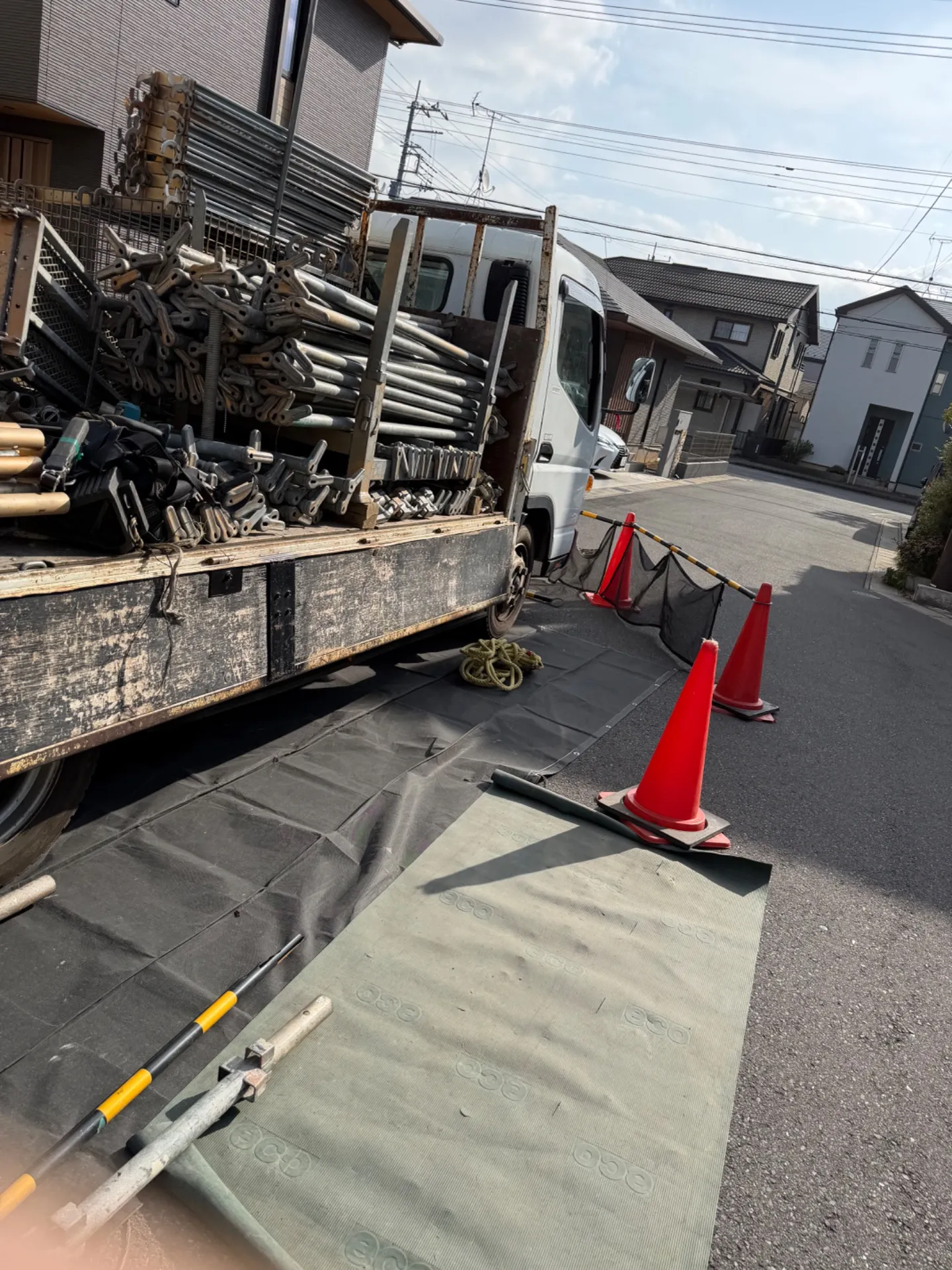 足場架解体時養生